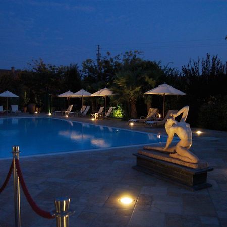 Vip'S Motel Luxury Accommodation & Spa Lonato del Garda Exterior foto