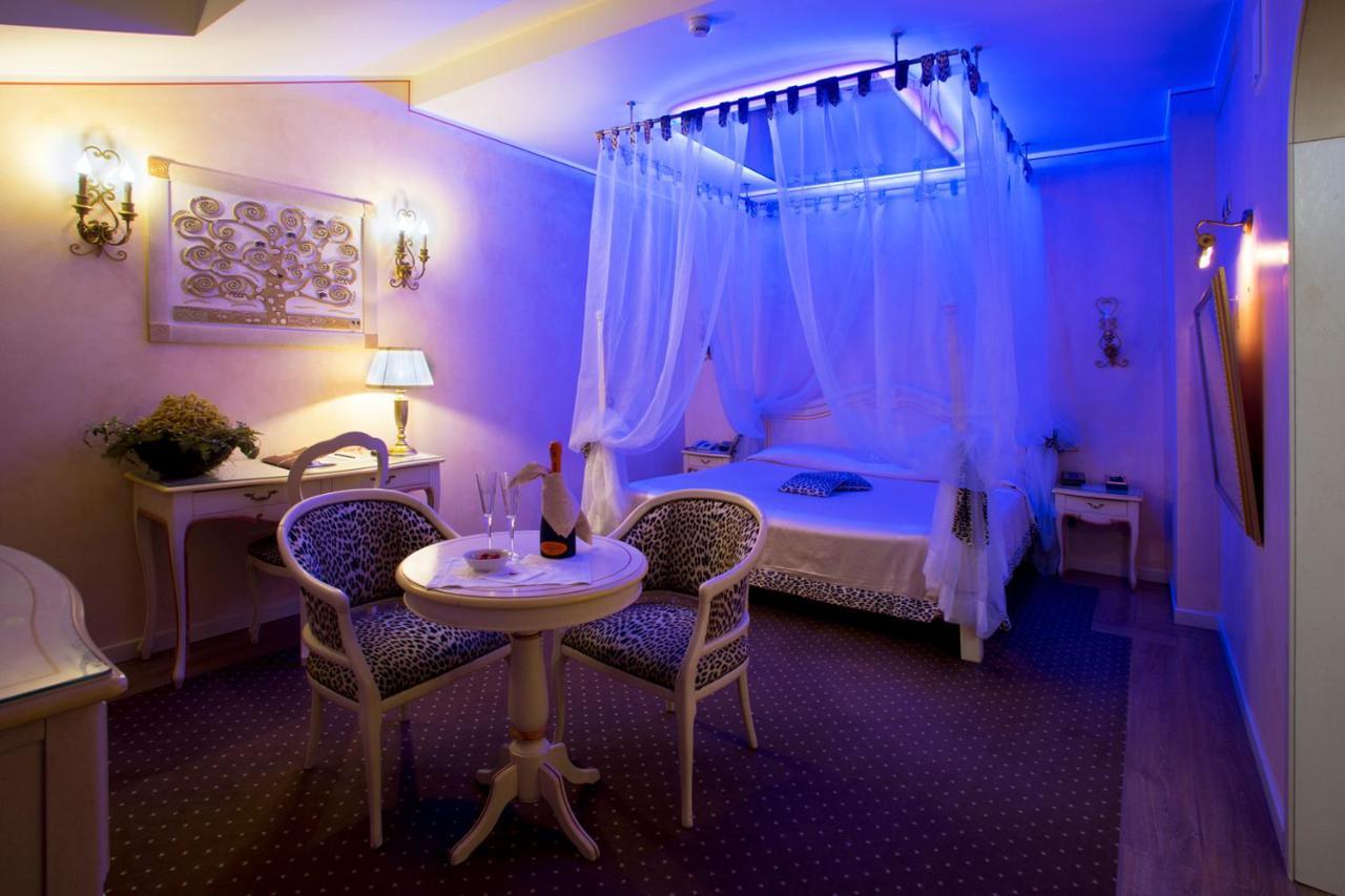 Vip'S Motel Luxury Accommodation & Spa Lonato del Garda Exterior foto