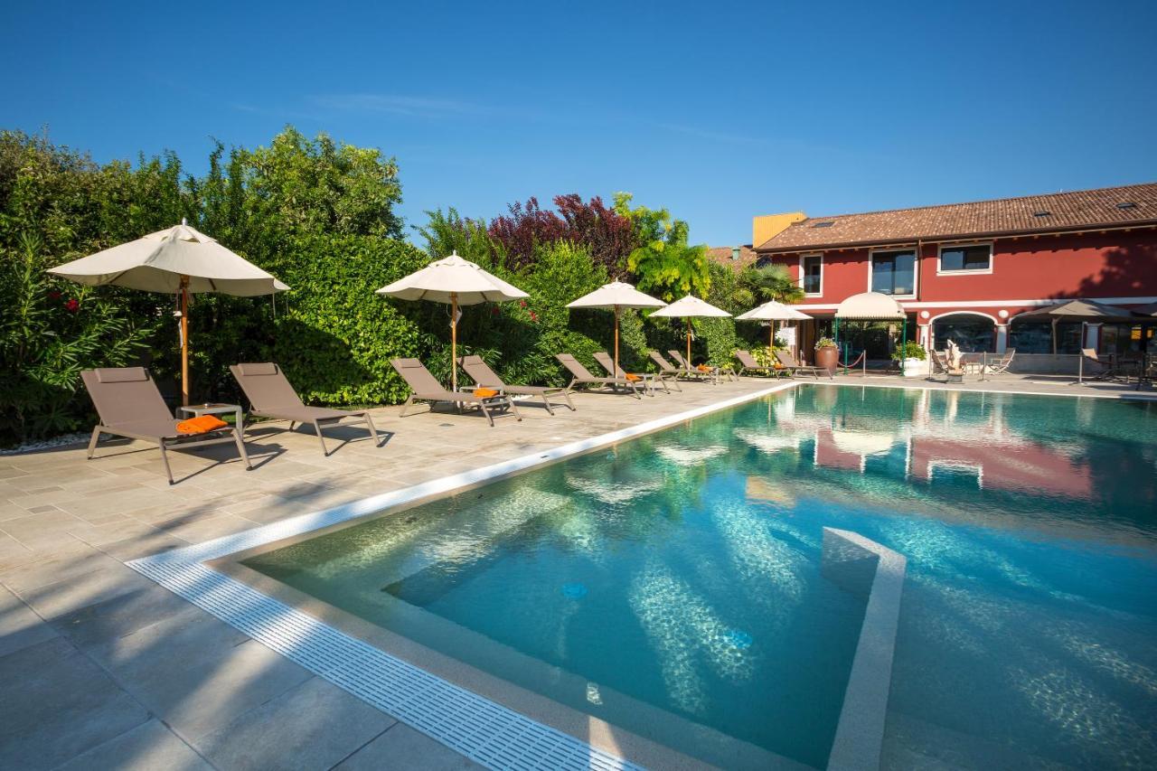 Vip'S Motel Luxury Accommodation & Spa Lonato del Garda Exterior foto