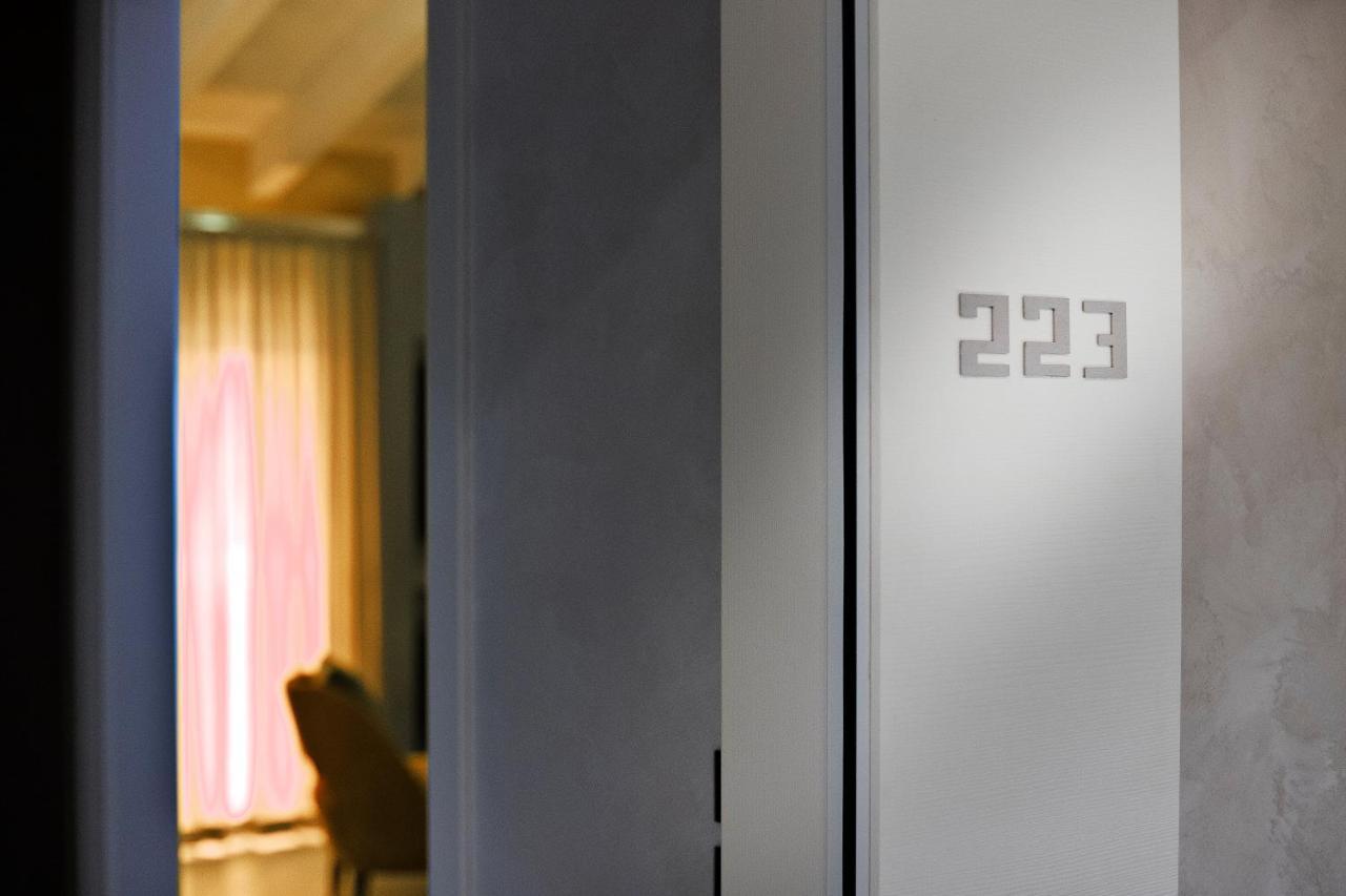 Vip'S Motel Luxury Accommodation & Spa Lonato del Garda Exterior foto
