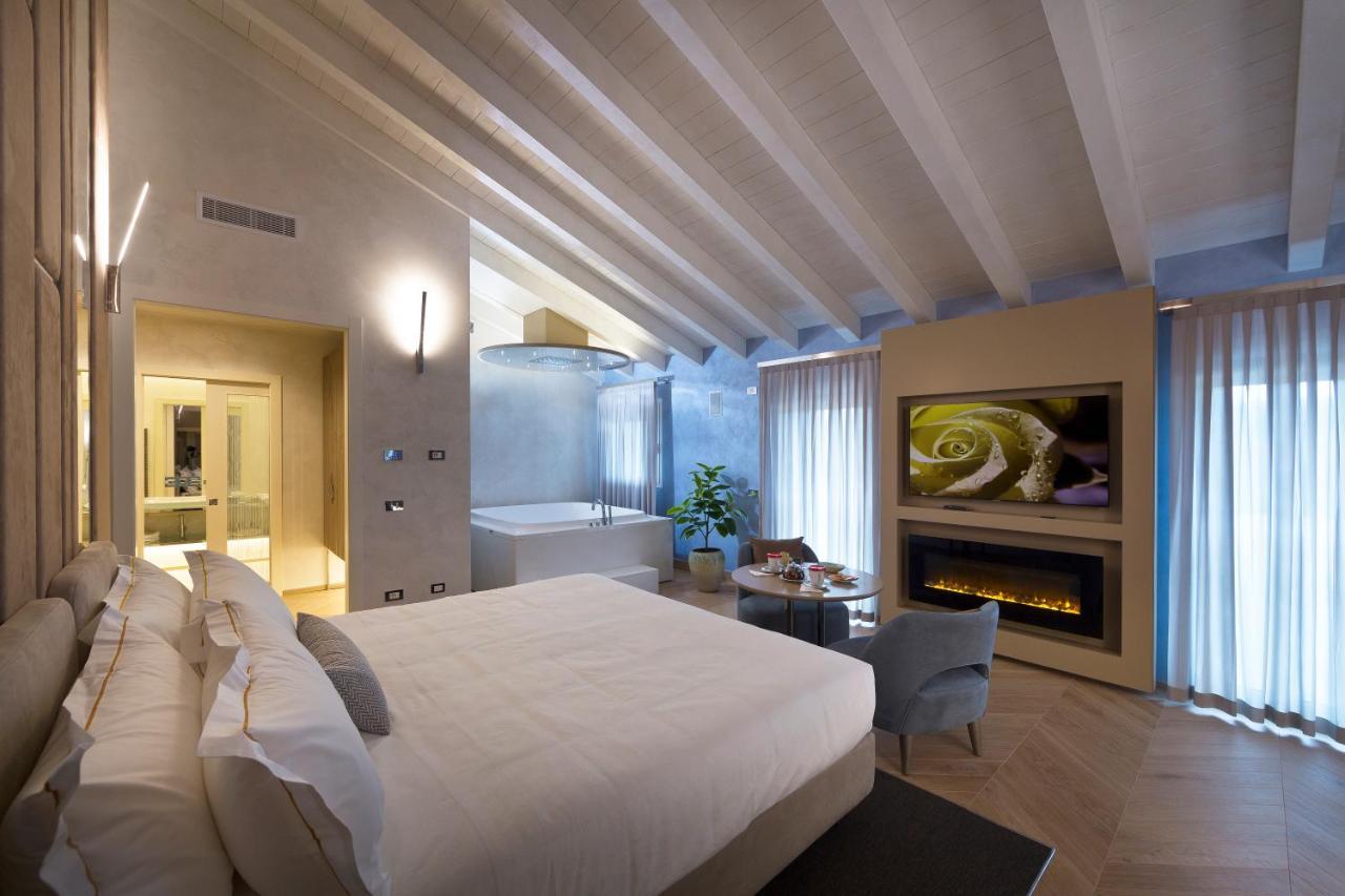Vip'S Motel Luxury Accommodation & Spa Lonato del Garda Exterior foto