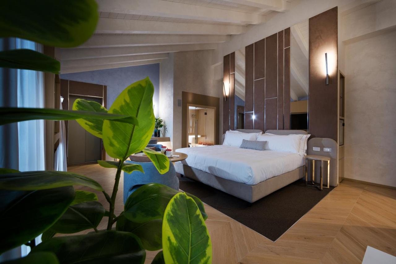 Vip'S Motel Luxury Accommodation & Spa Lonato del Garda Exterior foto
