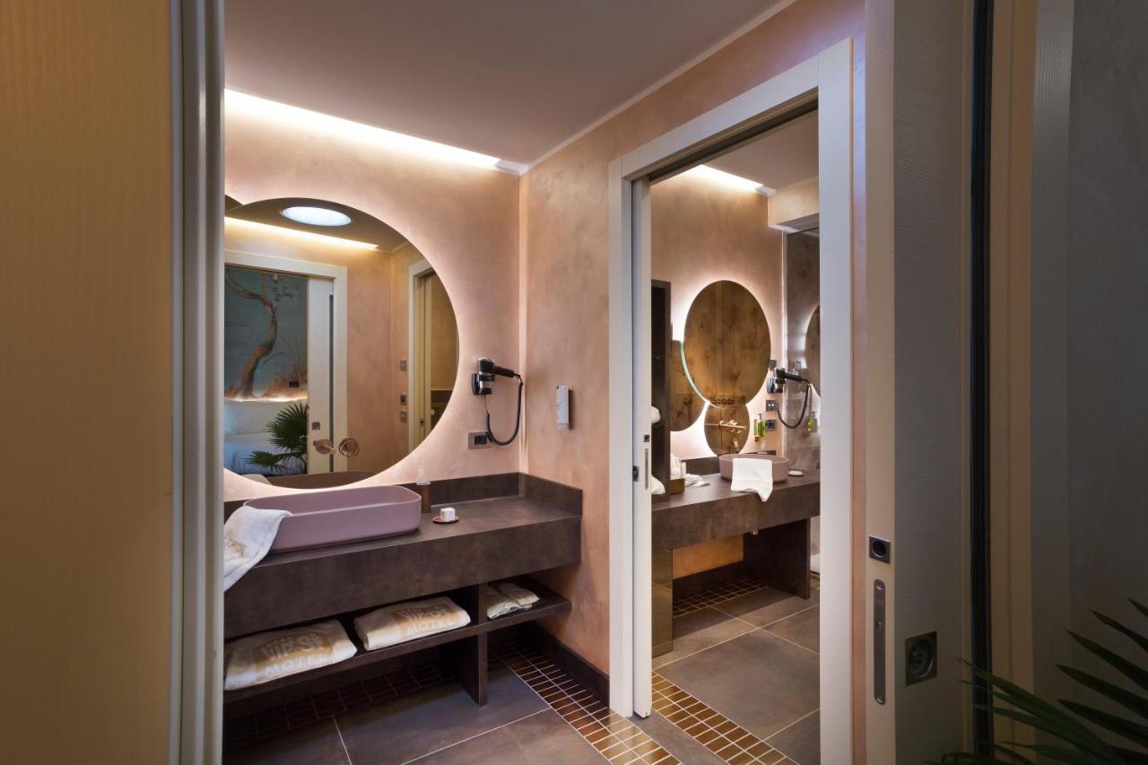 Vip'S Motel Luxury Accommodation & Spa Lonato del Garda Exterior foto