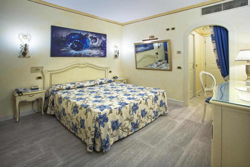 Vip'S Motel Luxury Accommodation & Spa Lonato del Garda Exterior foto